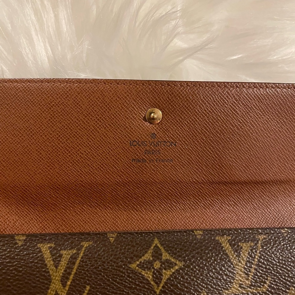 Louis Vuitton Monogram trifold wallet - Picture 5 of 8